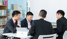 活気あふれる事務所